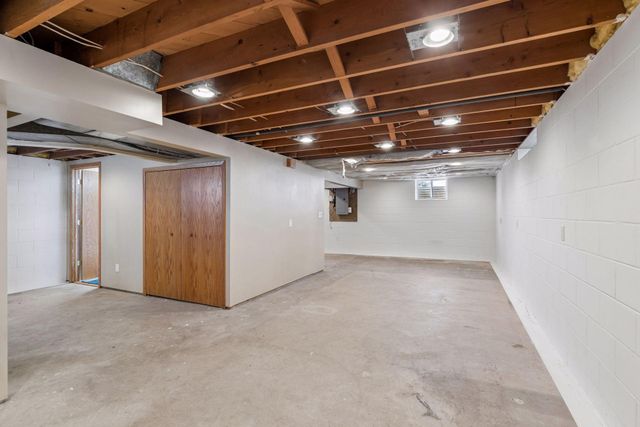 981 County Road A, Hudson, WI 54016