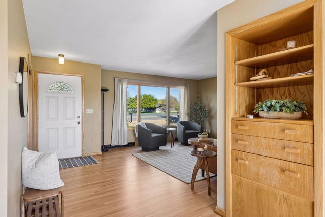 981 County Road A, Hudson, WI 54016