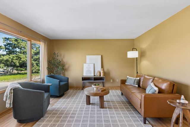 981 County Road A, Hudson, WI 54016