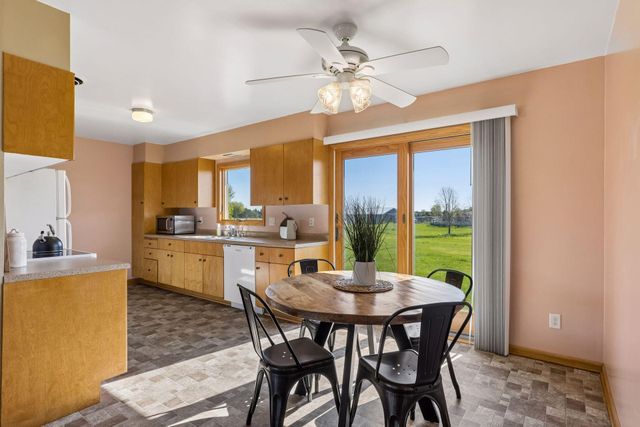 981 County Road A, Hudson, WI 54016