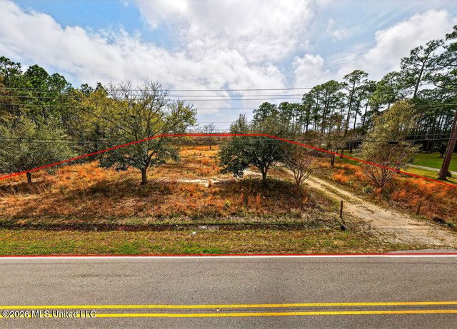 6121 Mary Mahoney Drive, Ocean Springs, MS 39564