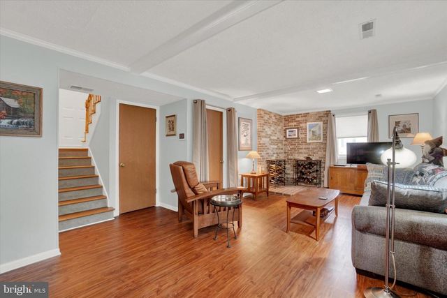 16 DICKINSON CT, New Freedom, PA 17349