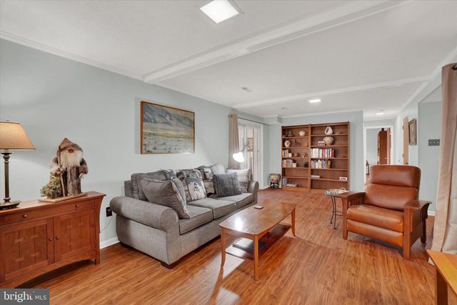 16 DICKINSON CT, New Freedom, PA 17349