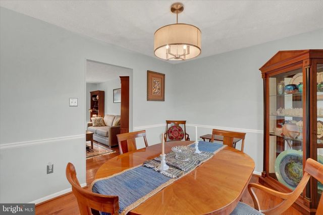 16 DICKINSON CT, New Freedom, PA 17349