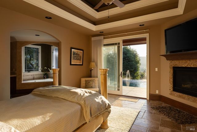 1312 Summit Dr, Calistoga, CA 94515