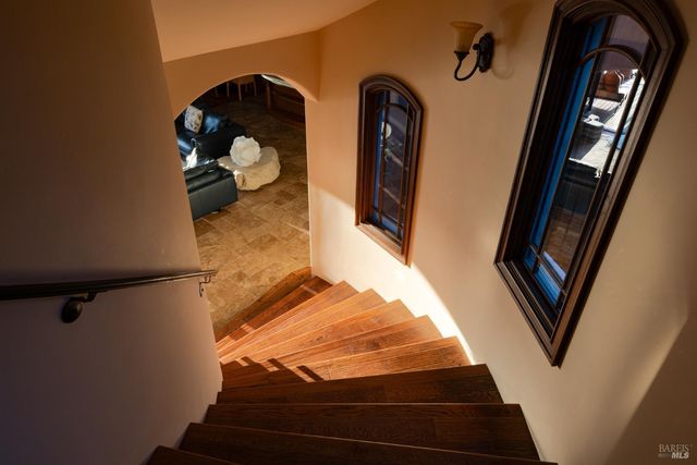 1312 Summit Dr, Calistoga, CA 94515