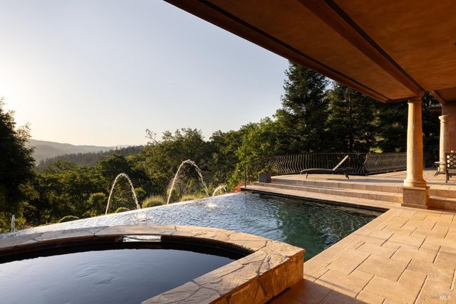 1312 Summit Dr, Calistoga, CA 94515