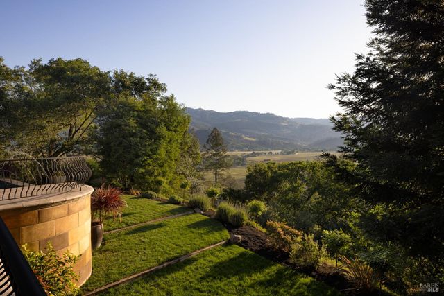 1312 Summit Dr, Calistoga, CA 94515