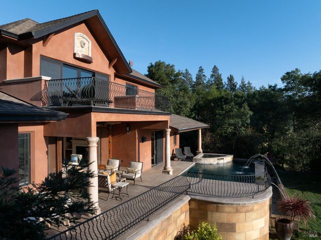 1312 Summit Dr, Calistoga, CA 94515