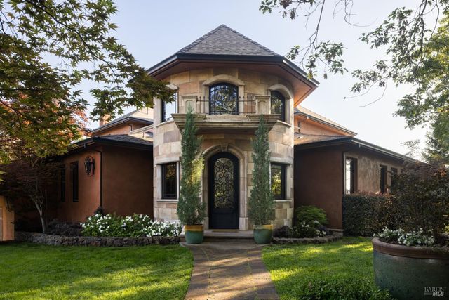 1312 Summit Dr, Calistoga, CA 94515