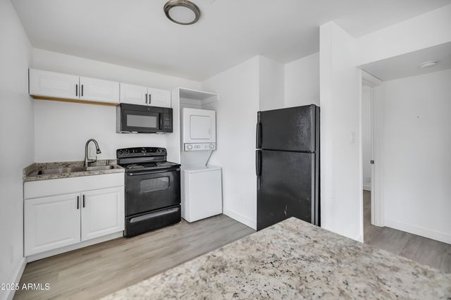 1330 W FILLMORE Street, Phoenix, AZ 85007
