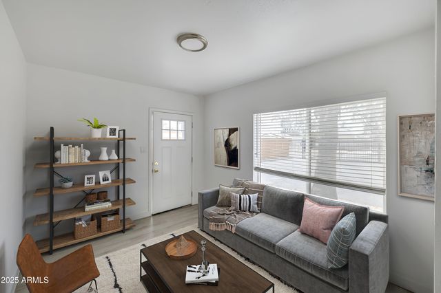 1330 W FILLMORE Street, Phoenix, AZ 85007