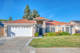 1800 E Omaha Avenue, Fresno, CA 93720