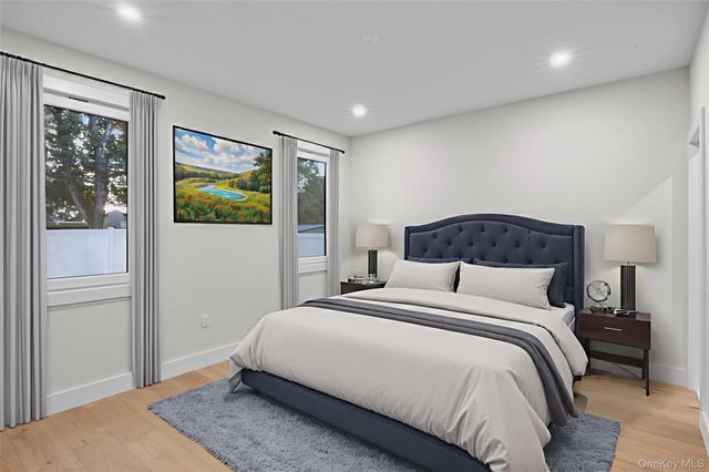 182 Friends Lane, Westbury, NY 11590