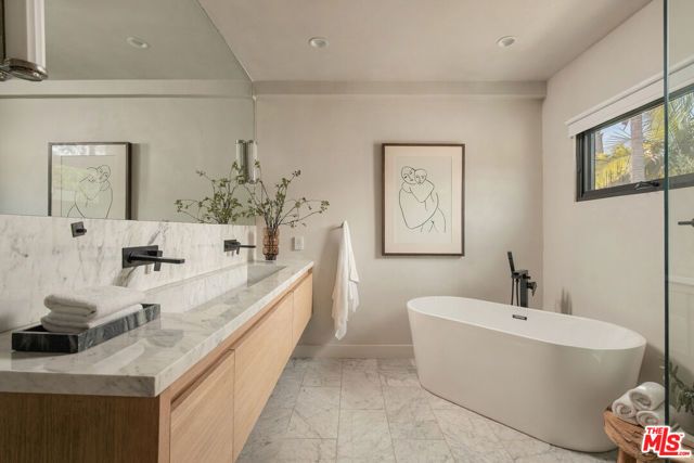 343 N Alfred Street, Los Angeles, CA 90048