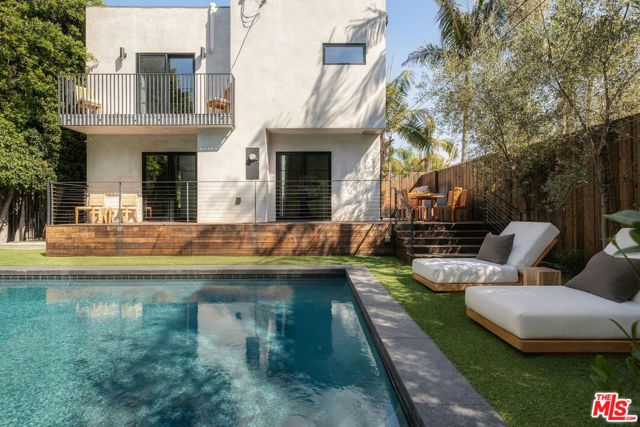 343 N Alfred Street, Los Angeles, CA 90048