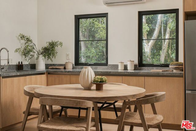 343 N Alfred Street, Los Angeles, CA 90048