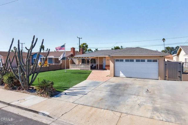 4029 S B Street, Oxnard, CA 93033