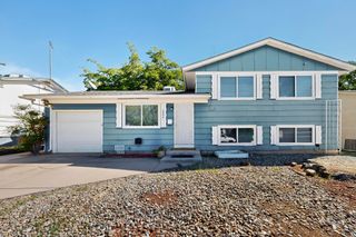 2904 June Street NE, Albuquerque, NM 87112