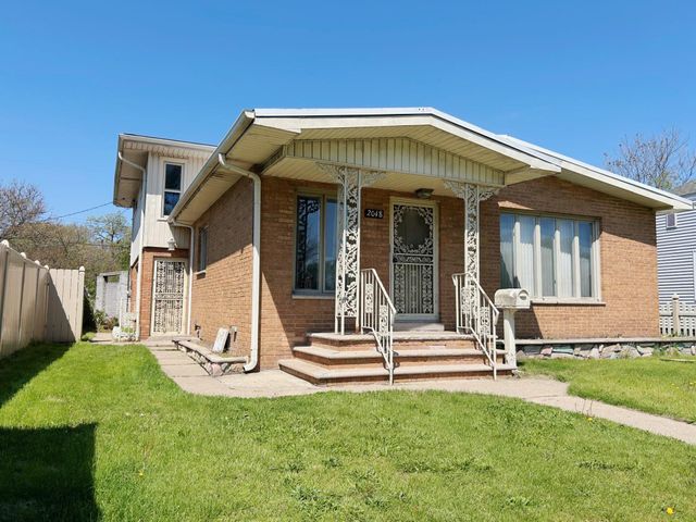 2048 Roosevelt Place, Gary, IN 46404