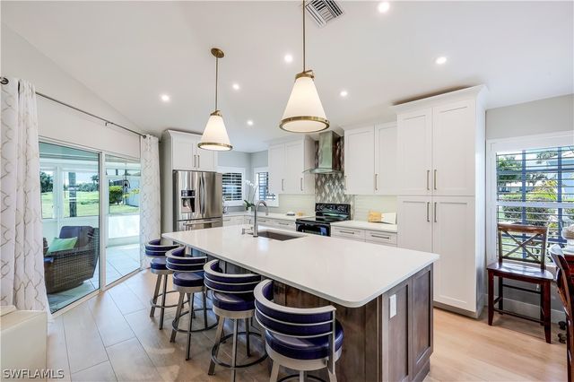 20822 Country Barn DR, Estero, FL 33928