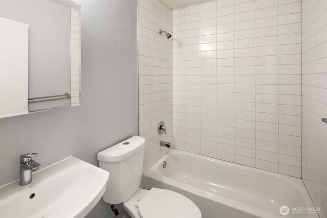 15315 NE 140th Street, Redmond, WA 98052