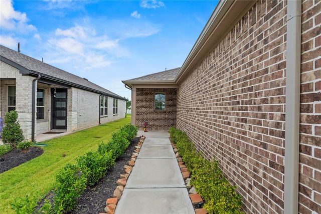 7831 Rolling Stone Drive, Fulshear, TX 77441
