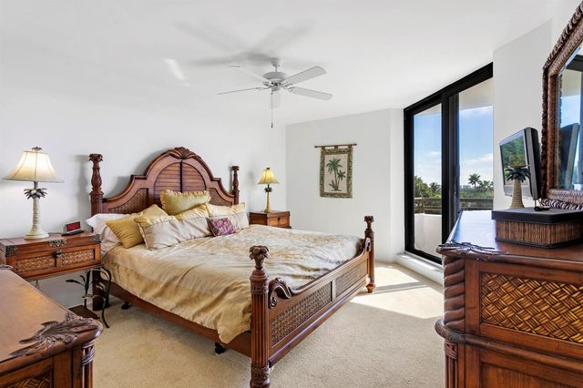 3322 Casseekey Island Road 504, Jupiter, FL 33477