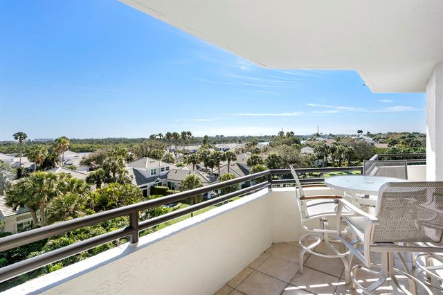 3322 Casseekey Island Road 504, Jupiter, FL 33477