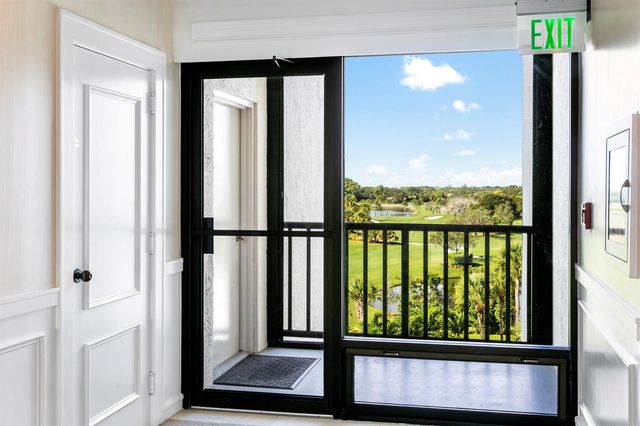 3322 Casseekey Island Road 504, Jupiter, FL 33477