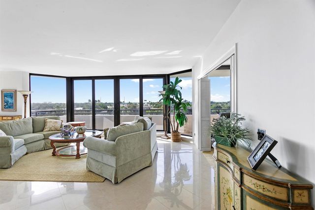 3322 Casseekey Island Road 504, Jupiter, FL 33477
