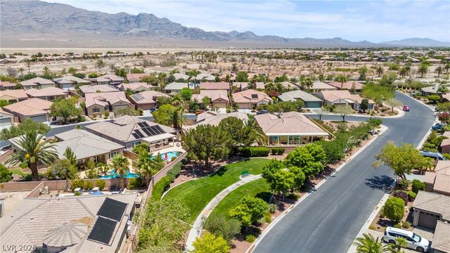8611 Kennedy Heights Court, Las Vegas, NV 89131