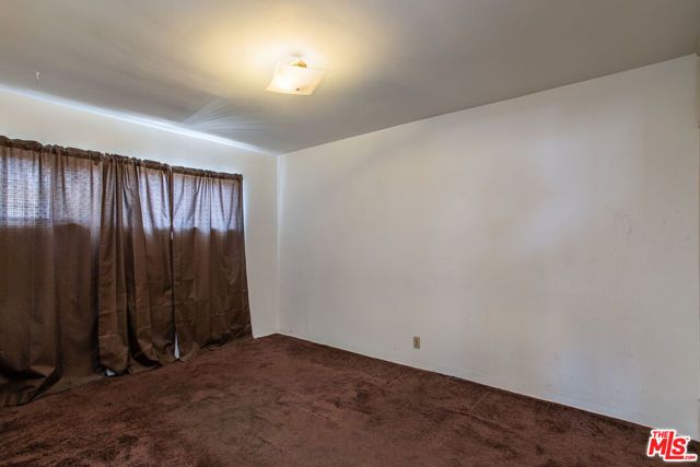 6124 S Victoria Avenue, Los Angeles, CA 90043