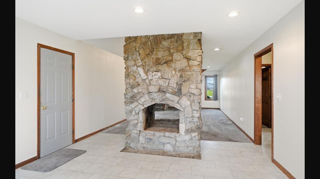 18934 Mudsock Road 18934 Mudsock Road, Wapakoneta, OH 45895