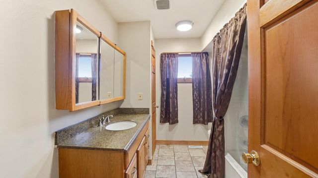 18934 Mudsock Road 18934 Mudsock Road, Wapakoneta, OH 45895