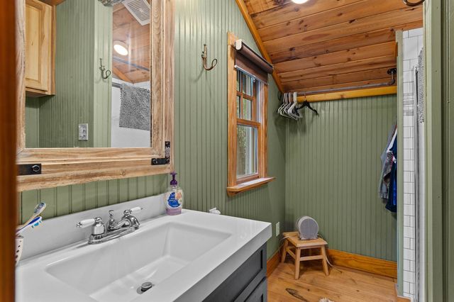 406 Tall Pines, Jefferson, TX 75657
