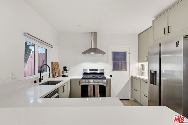 3540 Division Street, Los Angeles, CA 90065