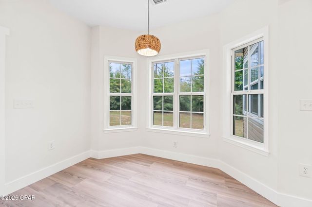 2415 Finch Circle, Chipley, FL 32428