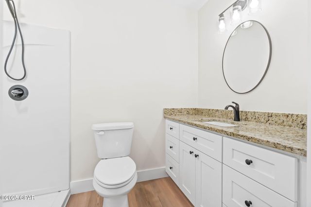 2415 Finch Circle, Chipley, FL 32428