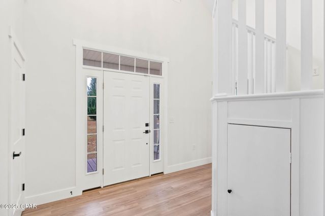 2415 Finch Circle, Chipley, FL 32428