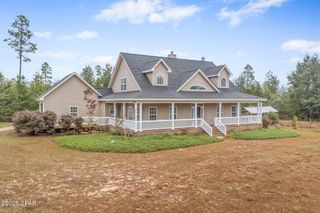 2415 Finch Circle, Chipley, FL 32428