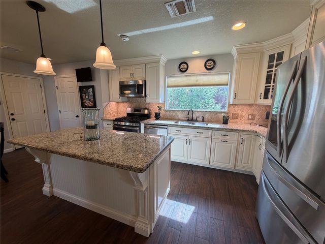 10310 Sugar Hill, Houston, TX 77042