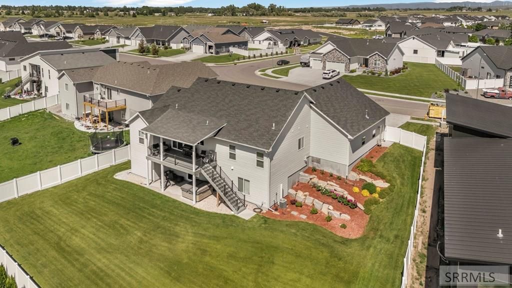 Image 4 of property listing at 5149 Cypress Creek, Idaho Falls, ID 83401