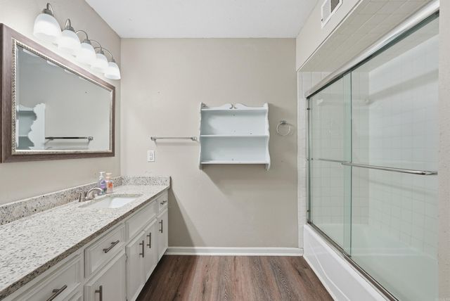 1903 Ginnett Road, White Hall, AR 71602