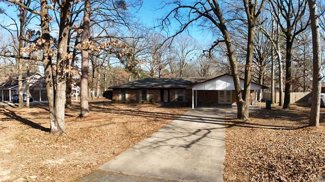 1903 Ginnett Road, White Hall, AR 71602