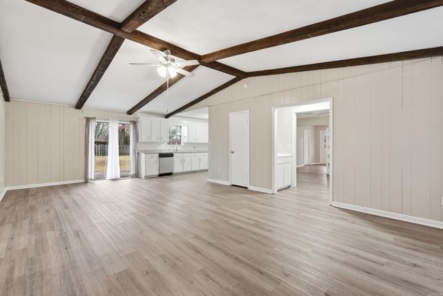 1903 Ginnett Road, White Hall, AR 71602