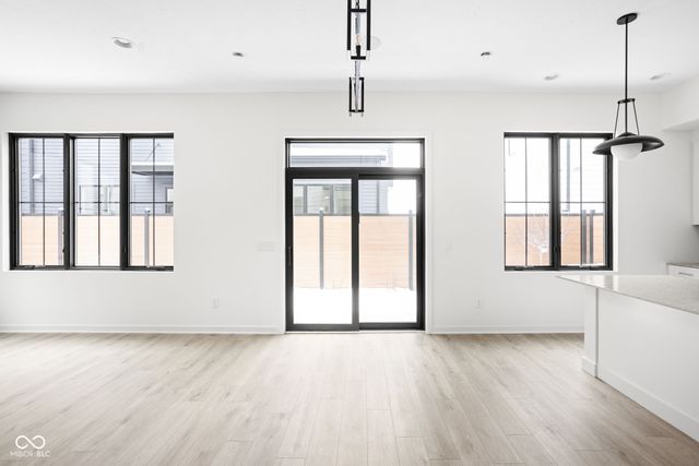 1676 Coach Drive, Westfield, IN 46074