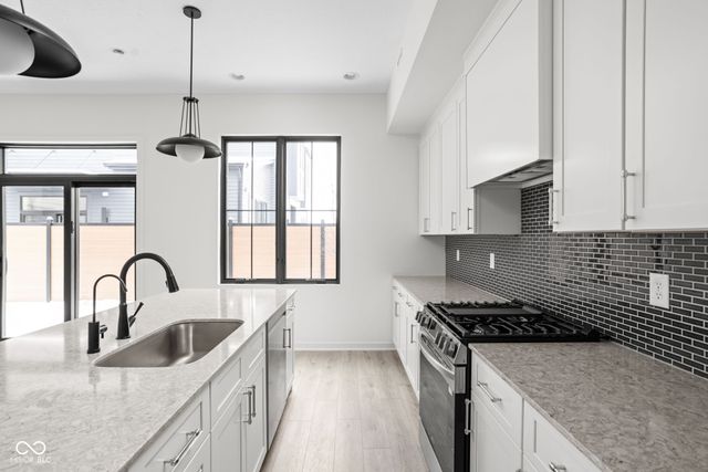 1676 Coach Drive, Westfield, IN 46074