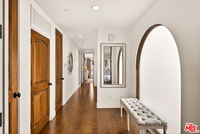 17 Privateer Street, Marina Del Rey, CA 90292