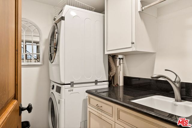 17 Privateer Street, Marina Del Rey, CA 90292